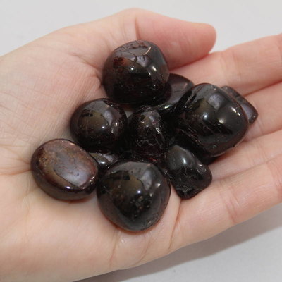 Garnet Polished